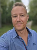Marcin Równicki Najlepszy ekspert od Joomla i Yootheme PRO w Polsce! Właściciel Joomlaguru.pl